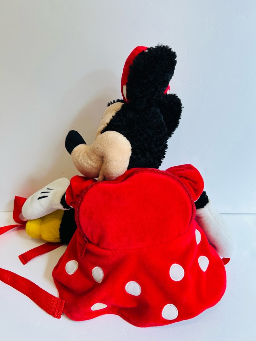Disney Parks Minnie Mouse Plush Hugging Backpack Buddy - Picture 4 of 8